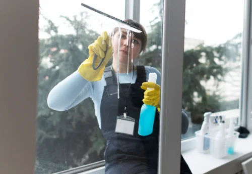 Nettoyage de vitres intérieures et extérieures à Saint-Laurent-Blangy